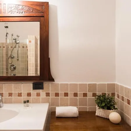 Altido Superb And Chic Flat In Viale Geno, Como Lake